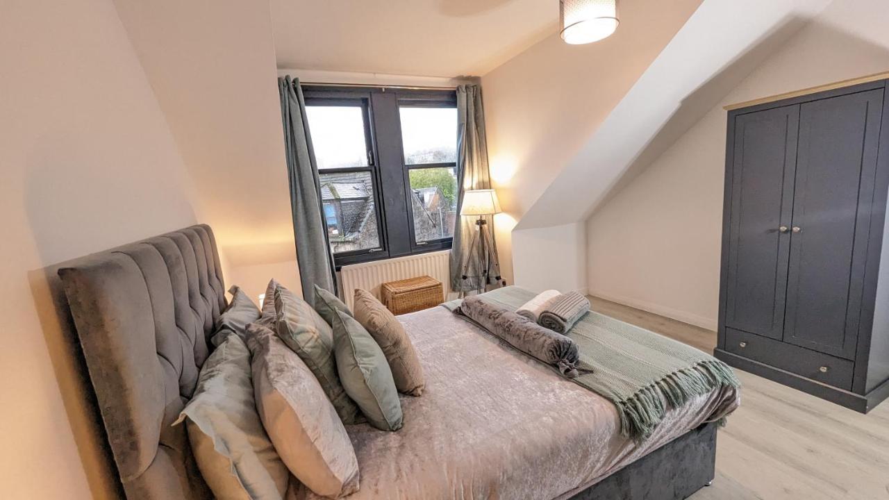 Lovely 2 Bedroom Apartment In Central Location Greenock Zewnętrze zdjęcie